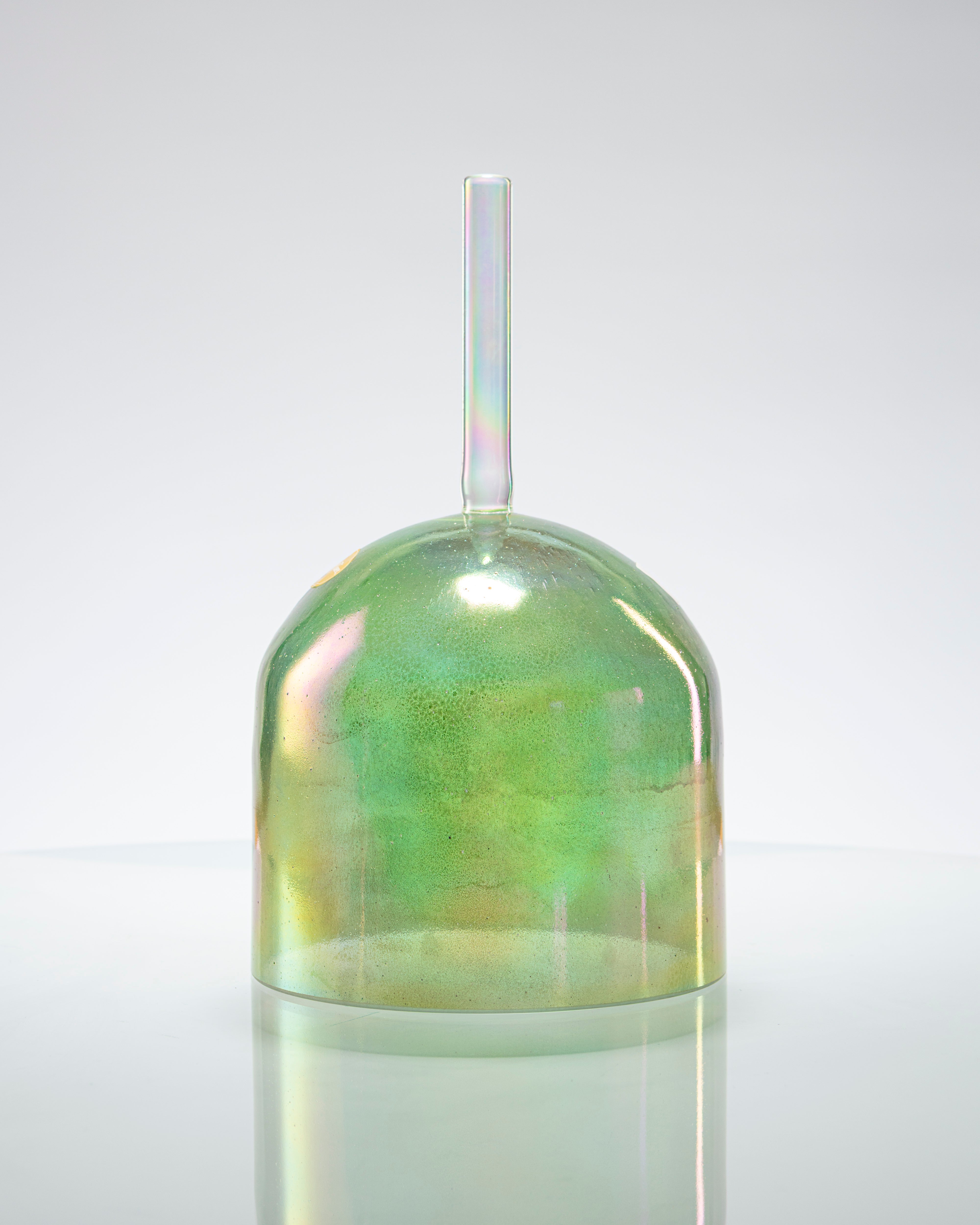 Chrysoprase & Platinum Alchemy™ Crystal Tones® Singing Bowl 7" F+20 Practitioner